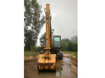 Kolesové rýpadlo CASE