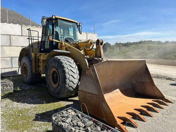 Kolesový nakladač CATERPILLAR 966G
