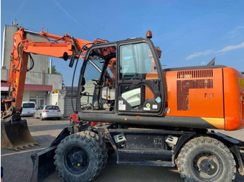Kolesové rýpadlo HITACHI ZX170W