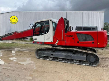 Překládkové rýpadlo LIEBHERR R 922