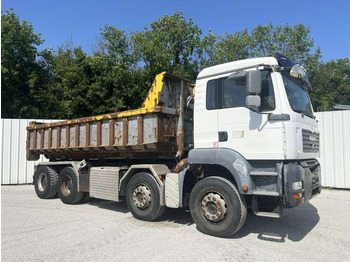 Hákový nosič kontajnerov MAN TGA 35.440