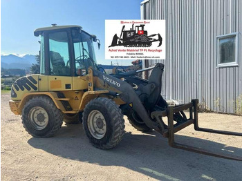 Kolesový nakladač VOLVO L30