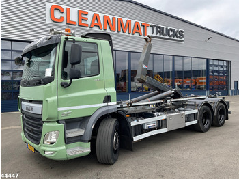 Hákový nosič kontajnerov DAF CF 400