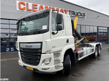 Hákový nosič kontajnerov DAF CF 460