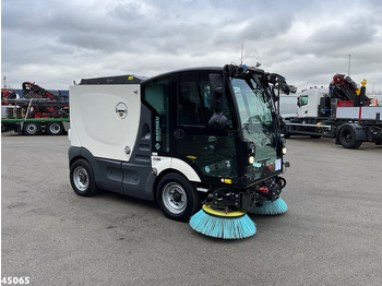 Zametacie vozidlo Mathieu MC 210 Azura Flex Euro 6 Just 8.800 km!: obrázok 5 Zametacie vozidlo Mathieu MC 210 Azura Flex Euro 6 Just 8.800 km!: obrázok 5