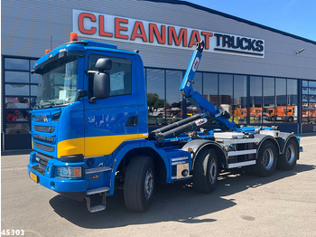 Hákový nosič kontajnerov SCANIA G 490