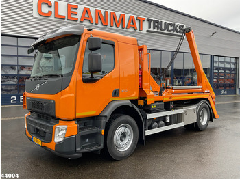Ramenový nosič kontajnerov VOLVO FE 320