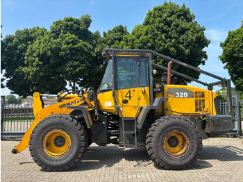 Kolesový nakladač KOMATSU WA320-5