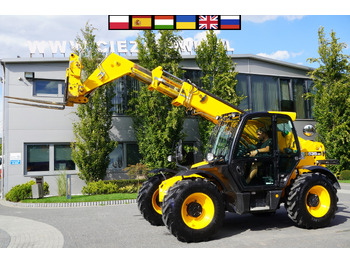 Teleskopický kolesový nakladač JCB