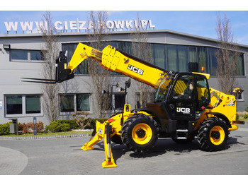 Teleskopický nakladač JCB