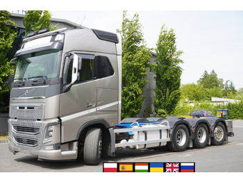 Podvozek s kabinou VOLVO FH16 750
