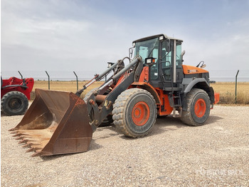 Kolesový nakladač HITACHI ZW180