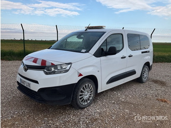Minibus TOYOTA Proace