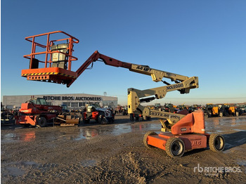 Kĺbová pracovná plošina JLG E450AJ