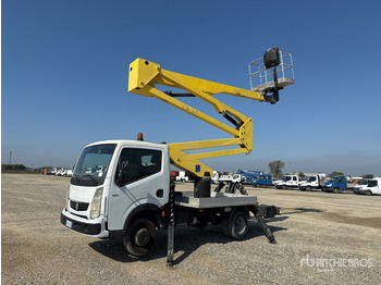 Automobilová plošina 2011 Renault Maxity 110Dxi 2011 Socage DA320 20 m on Bucket Truck: obrázok 2