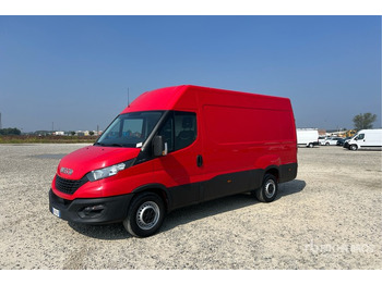 Furgon IVECO Daily 35s12