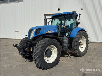 Traktor NEW HOLLAND T7050