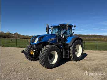 Traktor NEW HOLLAND T7