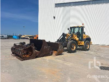 Kolesový nakladač VOLVO L45F