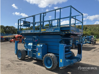 Samohybná plošiny 2016 Genie GS5390 4x4 Diesel Scissor Lift: obrázok 2