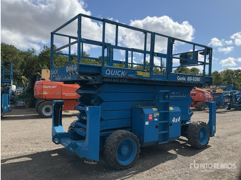 Samohybná plošiny 2016 Genie GS5390 4x4 Diesel Scissor Lift: obrázok 3