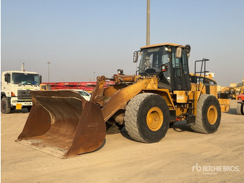 Kolesový nakladač CATERPILLAR 966G
