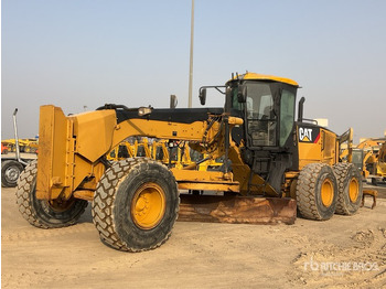 Zrovnávač CATERPILLAR 14
