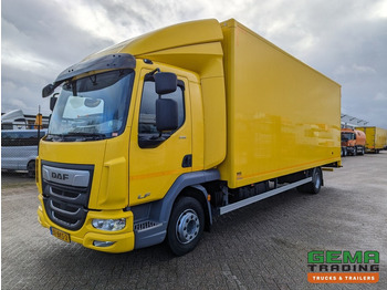 Skříňový nákladní auto DAF LF 210