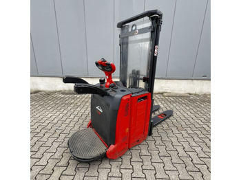 Stohovač LINDE L12