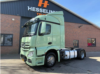 Ťahač MERCEDES-BENZ Actros 1936