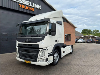 Ťahač VOLVO FM 330