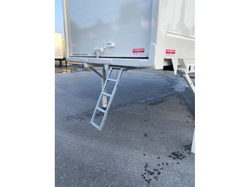 Skříňová nadstavba Krone BDF-System 7.450 mm, mit Rolltor, LACK NEU: obrázok 4