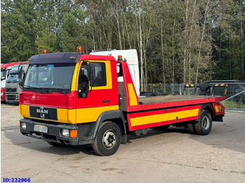 Odťahovy voz MAN 12.224
