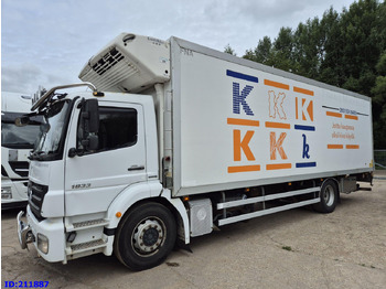 Chladirenské nákladné vozidlo MERCEDES-BENZ Axor 1833
