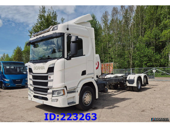 Podvozek s kabinou SCANIA R