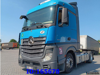 Ťahač MERCEDES-BENZ Actros 1842
