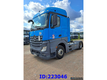 Ťahač MERCEDES-BENZ Actros 1843