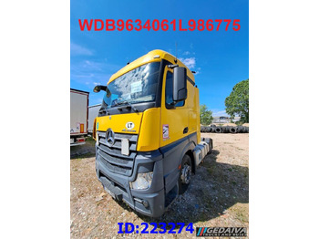 Ťahač MERCEDES-BENZ Actros 1843