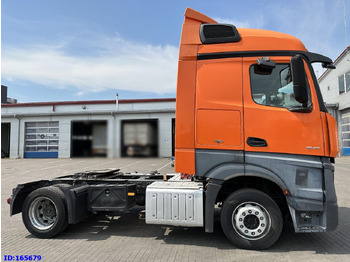 Ťahač MERCEDES-BENZ Actros 1843
