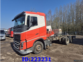 Podvozek s kabinou VOLVO FH13 540