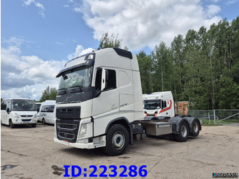 Podvozek s kabinou VOLVO FH13 540