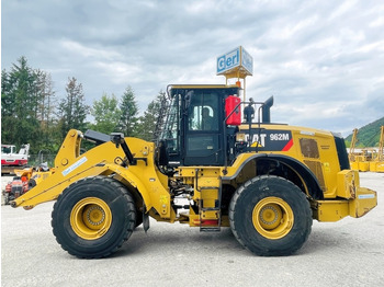 Kolesový nakladač CATERPILLAR 962M
