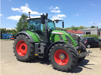 Traktor FENDT 722 Vario