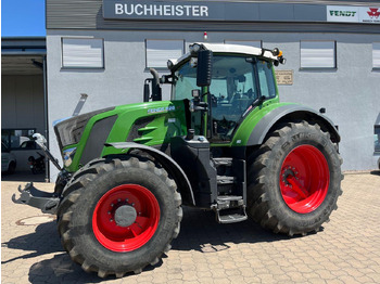 Traktor FENDT 828 Vario