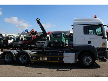 Hákový nosič kontajnerov MAN TGS 28.460 + 6X2 + HOOKSYSTEM 20TONS + EURO 6: obrázok 5 Hákový nosič kontajnerov MAN TGS 28.460 + 6X2 + HOOKSYSTEM 20TONS + EURO 6: obrázok 5