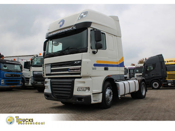 Ťahač DAF XF 105 460
