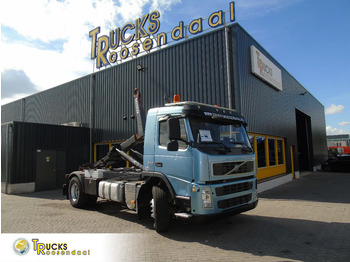 Hákový nosič kontajnerov VOLVO FM 340