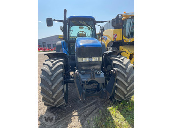 Traktor NEW HOLLAND TM190