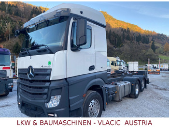 Cisternové vozidlo MERCEDES-BENZ Actros