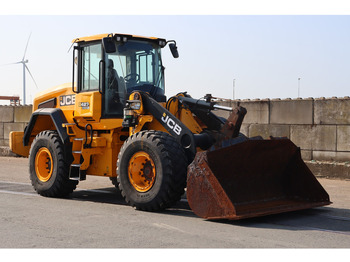 Nakladač JCB 427